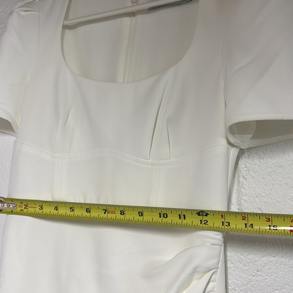 Self-Portrait White Crepe Midi Dress With Short Sleeves - Picture 10 of 10